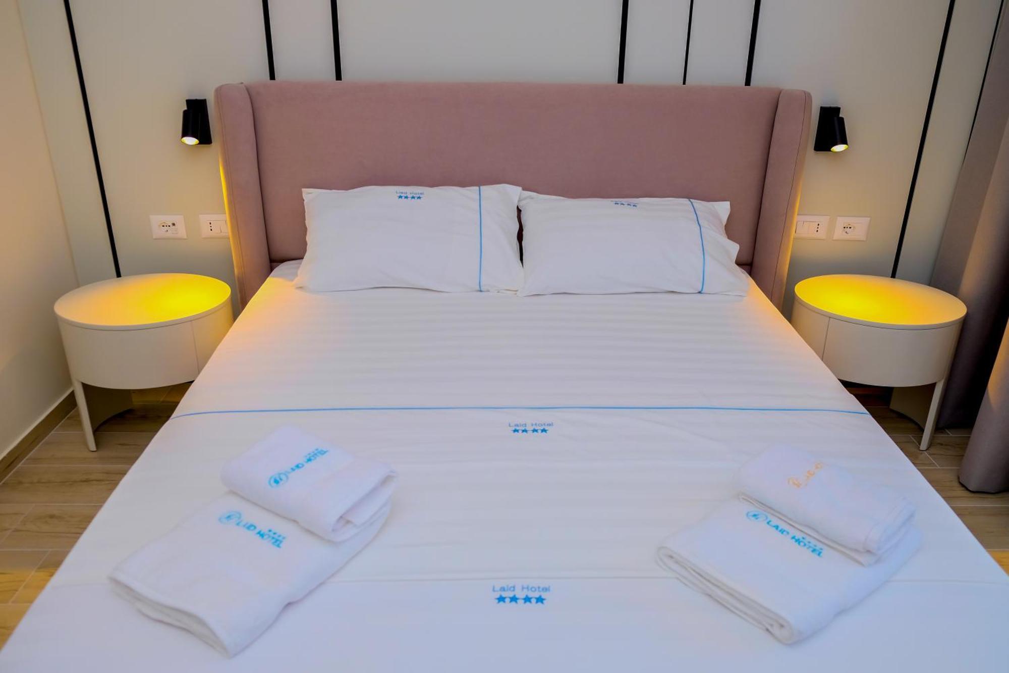 Laid Hotel Vlorë Extérieur photo