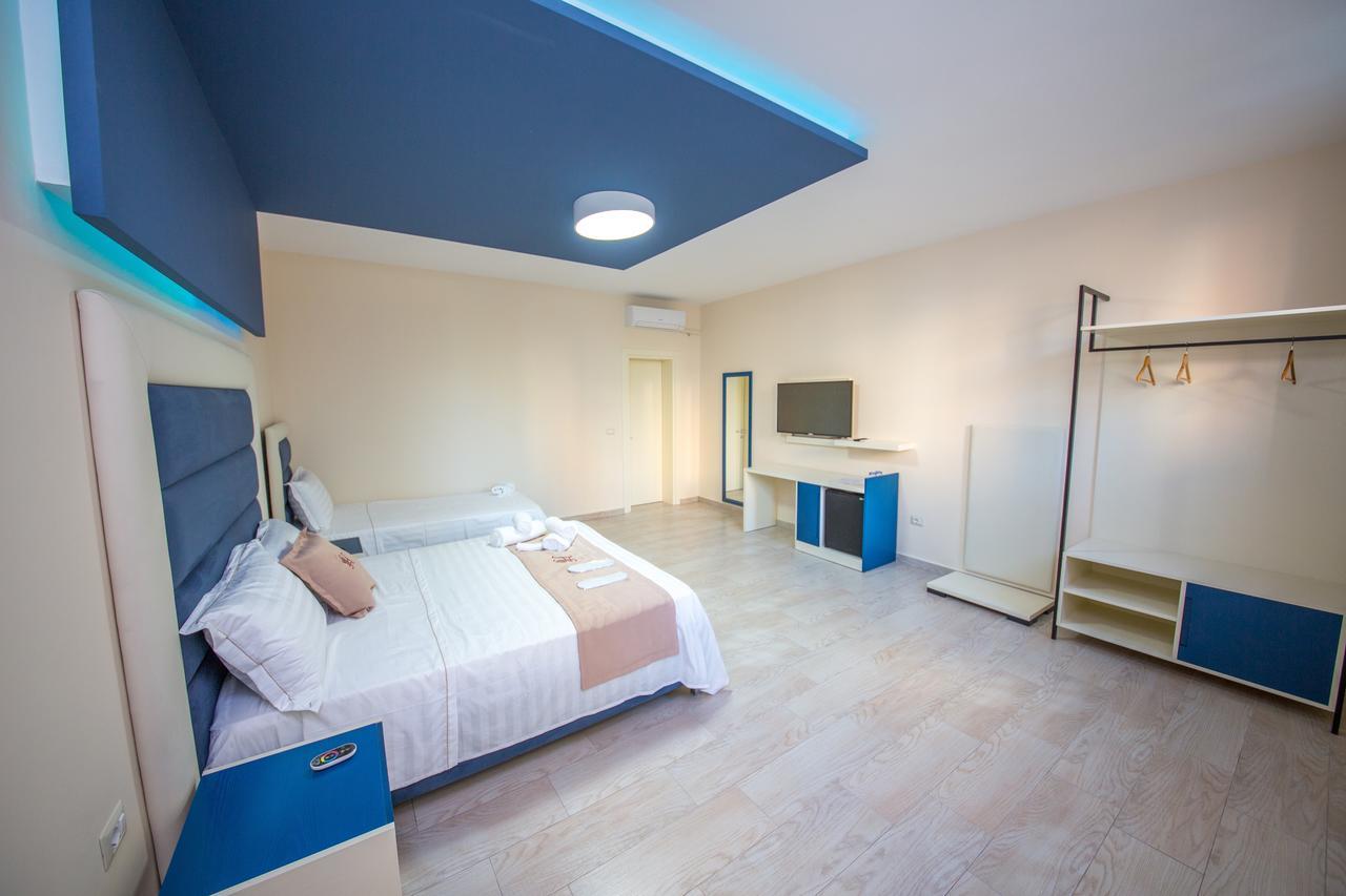 Laid Hotel Vlorë Extérieur photo