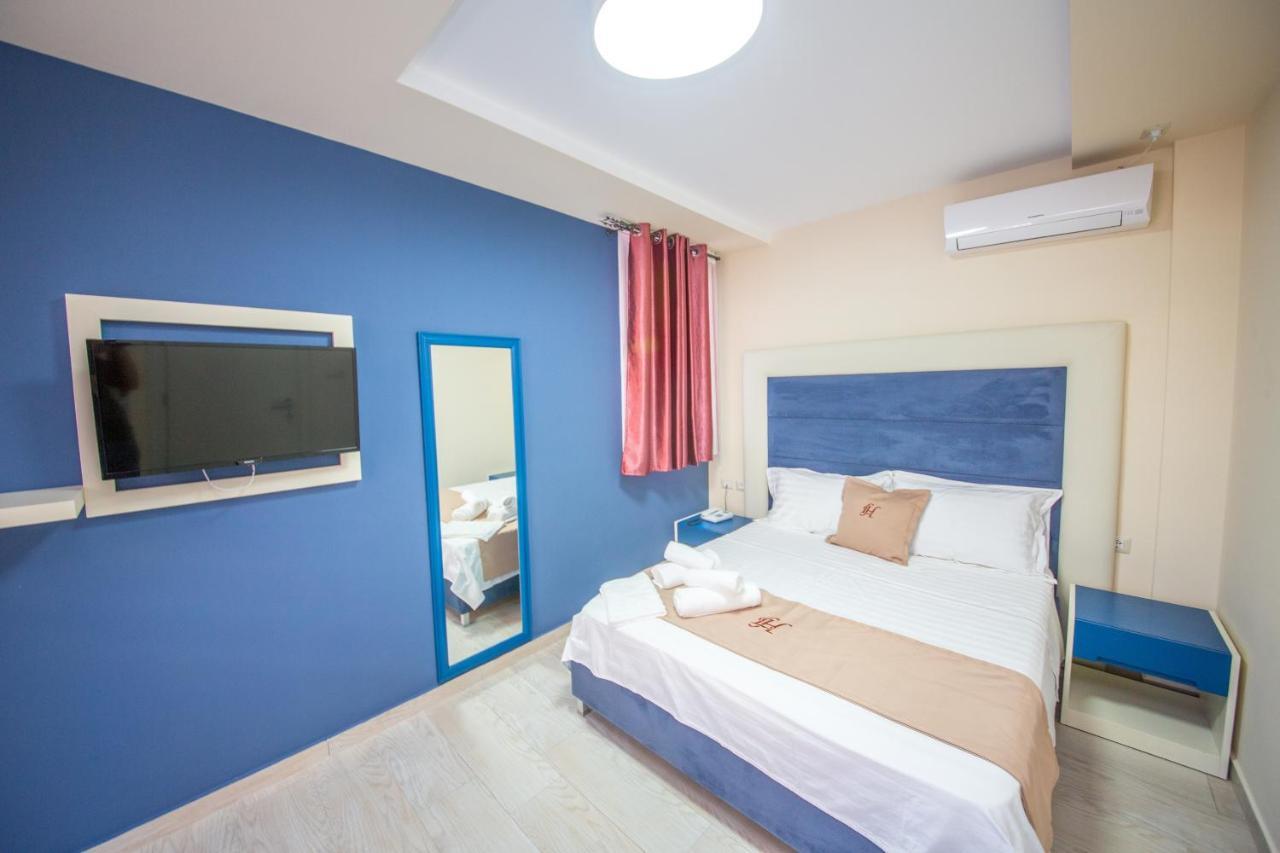 Laid Hotel Vlorë Extérieur photo